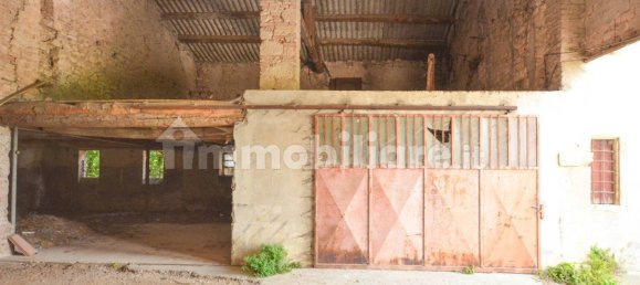 5 rooms House in Barbarano Mossano, Italy No. 265244 7