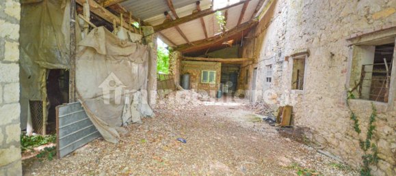 5 rooms House in Barbarano Mossano, Italy No. 265244 9