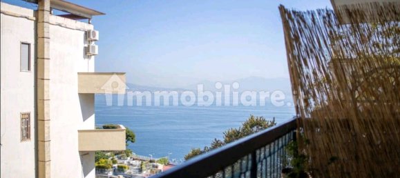 3 bedrooms Apartment in Naples, Italy No. 32010 7