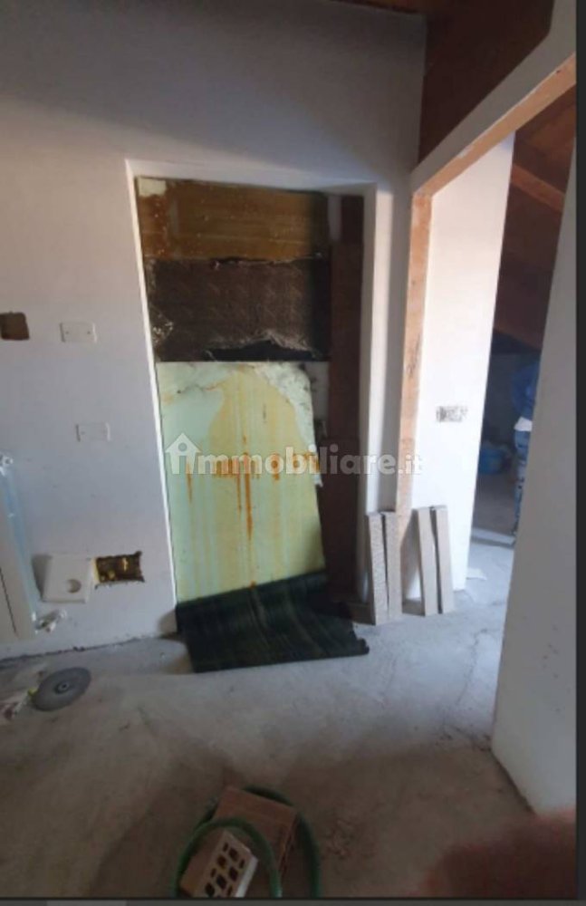 1 room Warehouse in San Severo, Italy No. 96422