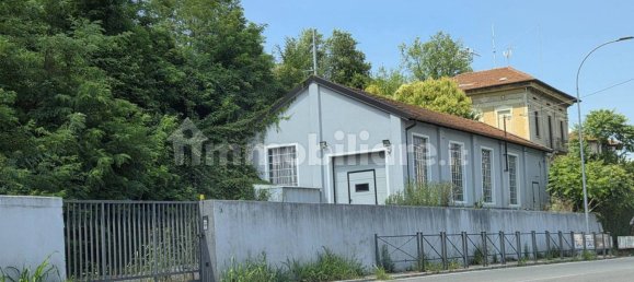 5 rooms Warehouse in Albizzate, Italy No. 286894 3