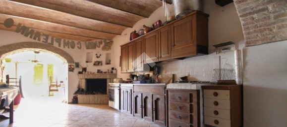 3 Schlafzimmer Haus in Città di Castello, Italy, Nr. 42150 13