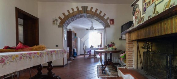 3 Schlafzimmer Haus in Città di Castello, Italy, Nr. 42150 7