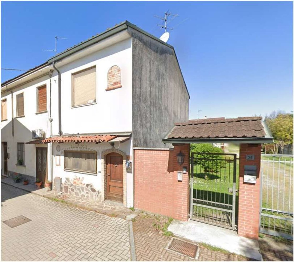 3-salle Maison à Magherno, Italy No. 66815