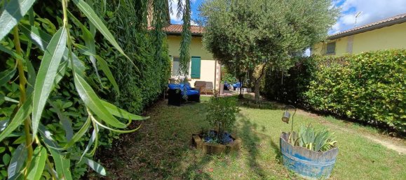 Квартира с 2 комнатами в Форли, Италия № 284806 3