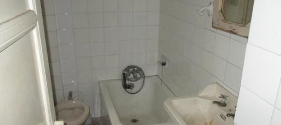 4 bedrooms Apartment in Santander, Spain No. 139682 11