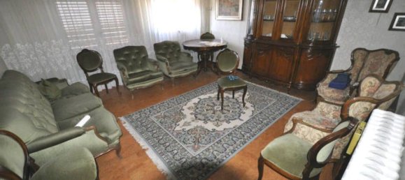 4 rooms Apartment in Ragusa, Italy No. 153816 2