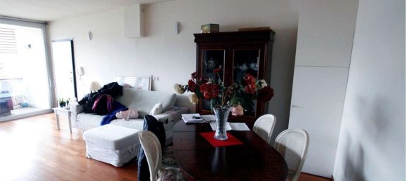 5 rooms Apartment in Colle di Val d'Elsa, Italy No. 196018 13