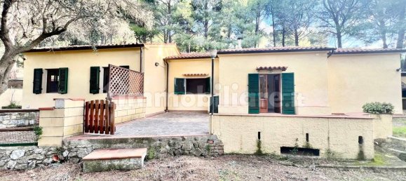 Дом с 5 комнатами в Порто Адзурро, Италия № 81078 14