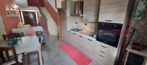 2 bedrooms House in Taranto, Italy No. 236394 6