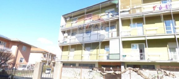 4 rooms Apartment in Luino, Italy No. 66457 2