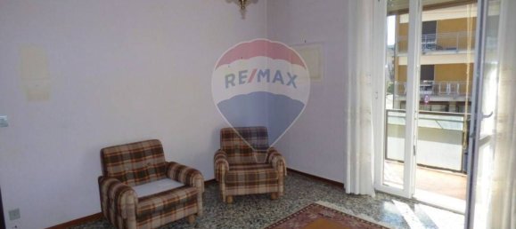 4 rooms Apartment in Luino, Italy No. 66457 10
