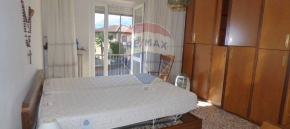 4 rooms Apartment in Luino, Italy No. 66457 14