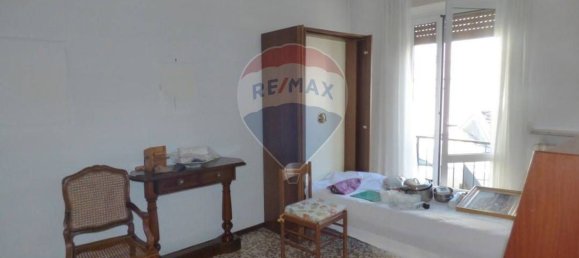 4 rooms Apartment in Luino, Italy No. 66457 18
