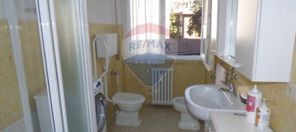 4 rooms Apartment in Luino, Italy No. 66457 19