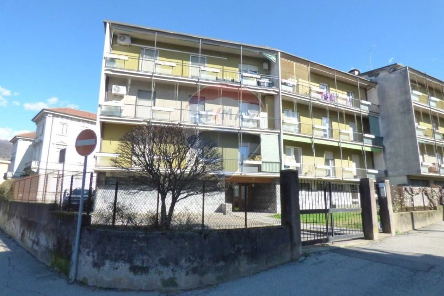 4 rooms Apartment in Luino, Italy No. 66457
