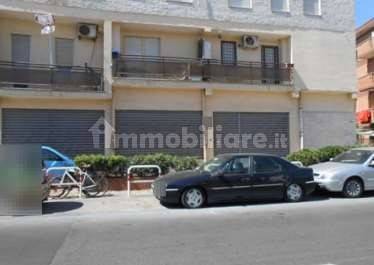 Propiedad comercial de 1 habitación en Pomezia, Italy No. 333993