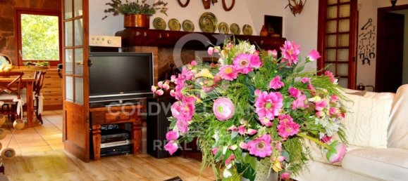 4 bedrooms House in Castellvi de Rosanes, Spain No. 82426 2