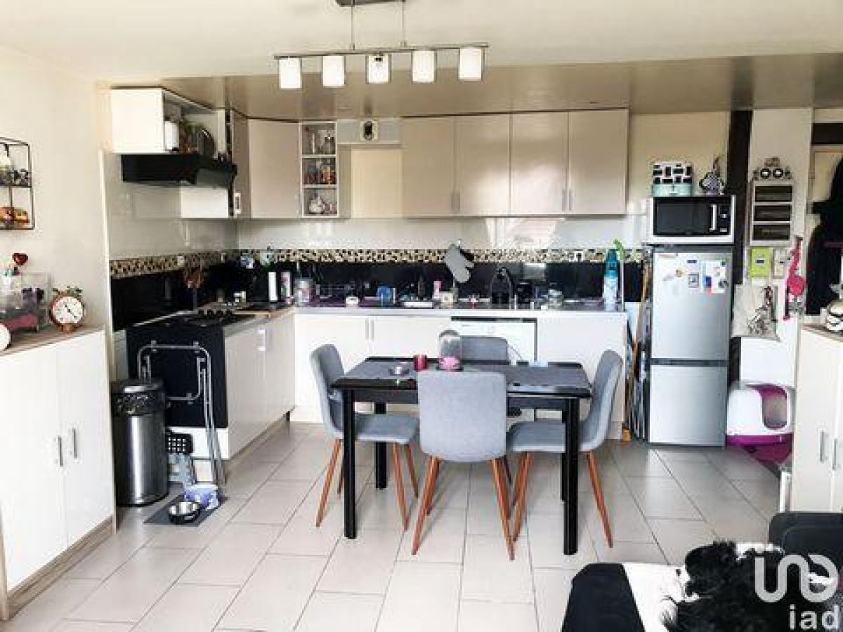 Estudio en el condominio en Meaux, France No. 33150