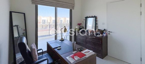 4 bedrooms Townhouse in Dubai South (Dubai World Central), UAE No. 96870 11