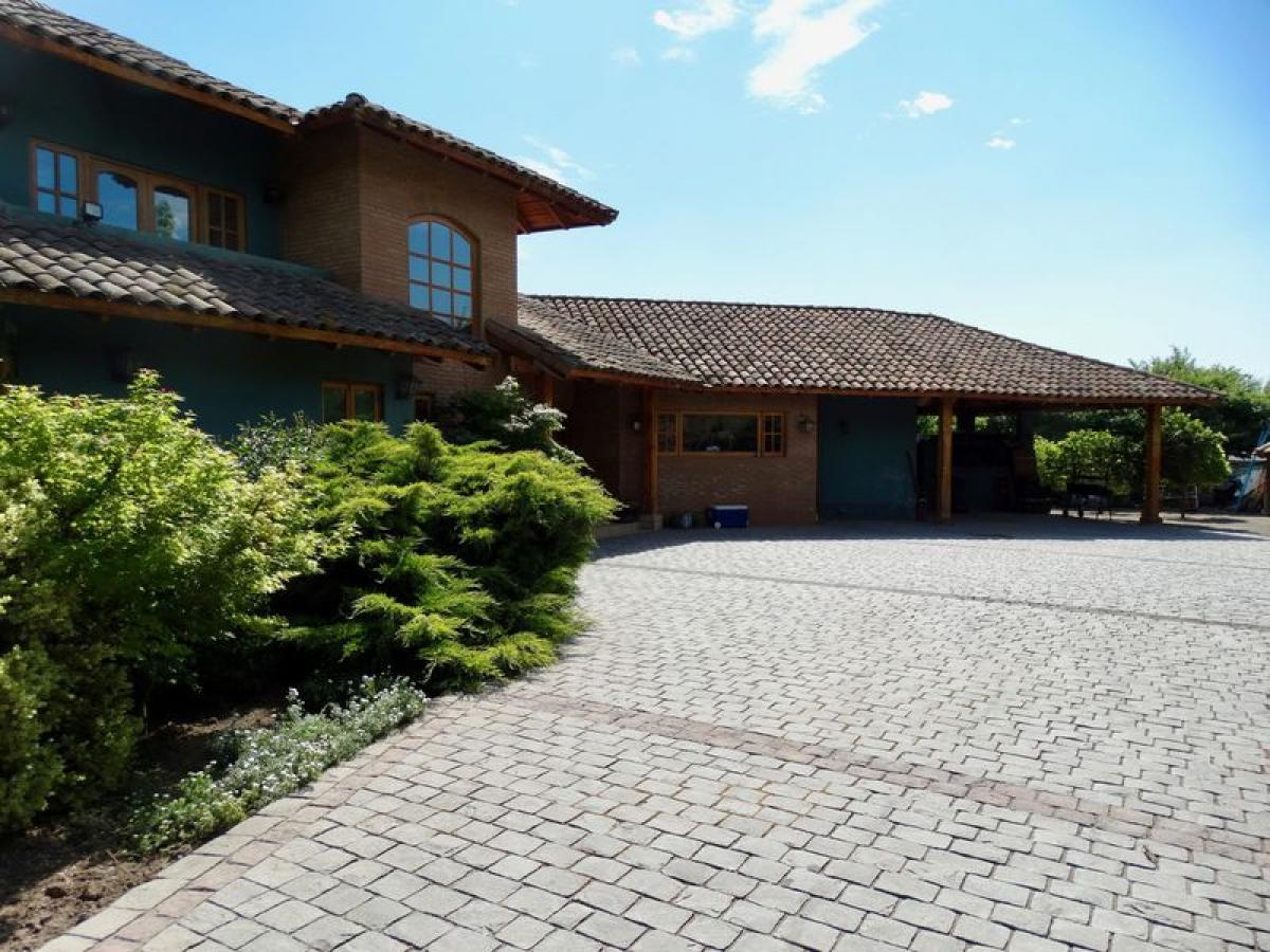 6 bedrooms House in Chacabuco, Chile No. 1468