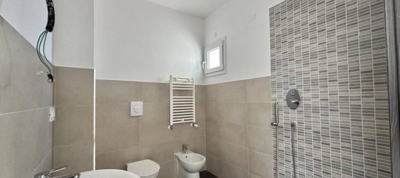 1 bedroom Apartment in Rome, Italy No. 273660 10