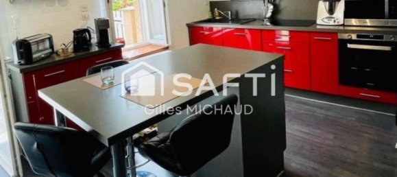 3 bedrooms Apartment in Roanne, France No. 208092 4