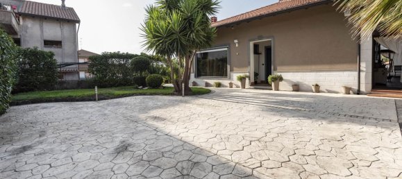 4 chambres Villa à Camporotondo Etneo, Italy No. 327710 42