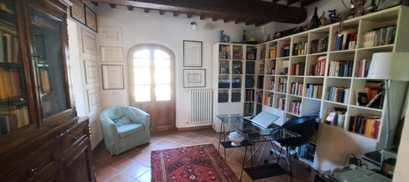 4 bedrooms Villa in Peccioli, Italy No. 90463 4