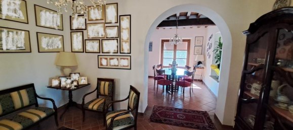 4 bedrooms Villa in Peccioli, Italy No. 90463 8