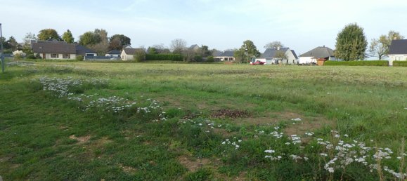 Land in Saint-Marceau, France No. 77162 7
