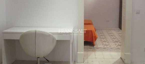 2 غرف نوم طابقين في Sliema, Malta رقم 3897 8