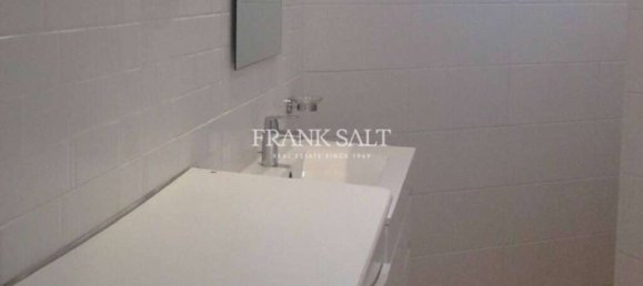 2 غرف نوم طابقين في Sliema, Malta رقم 3897 13