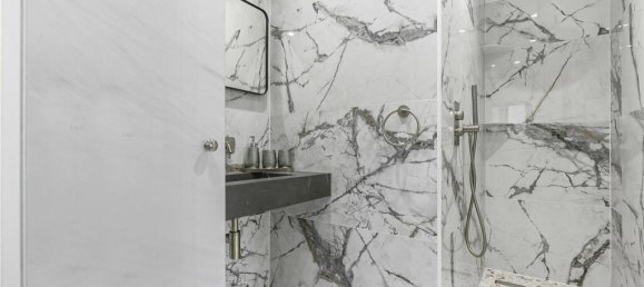 6 bedrooms House in Whetstone, United Kingdom No. 6676 17