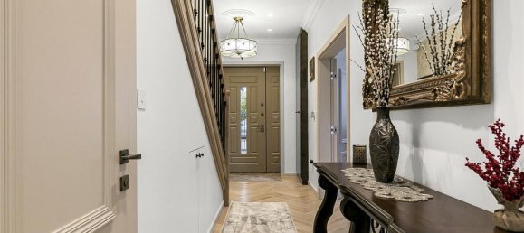 6 bedrooms House in Whetstone, United Kingdom No. 6676 9