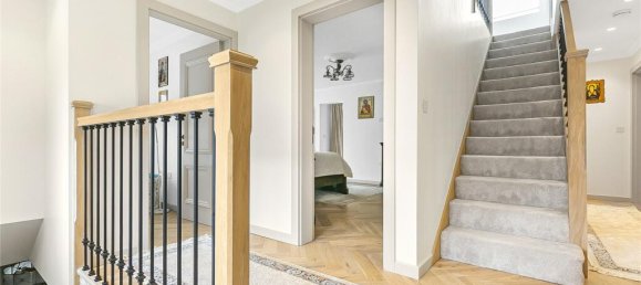 6 bedrooms House in Whetstone, United Kingdom No. 6676 20