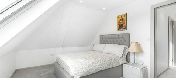 6 bedrooms House in Whetstone, United Kingdom No. 6676 21