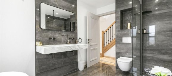 6 bedrooms House in Whetstone, United Kingdom No. 6676 14