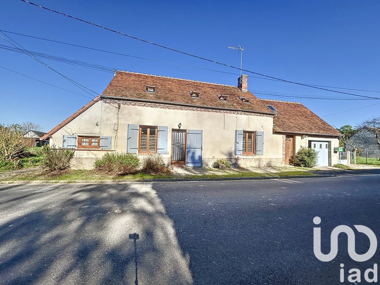 3 Schlafzimmer Haus in La Chapelle-Encherie, France, Nr. 226054