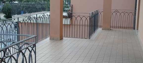 Apartamento de 3 habitaciónes en Grottammare, Italy No. 178956 3