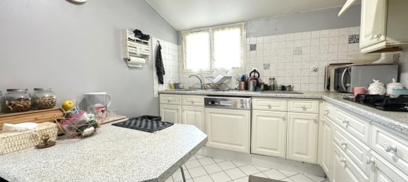 3 bedrooms House in Puiseux-en-France, France No. 177727 3