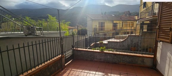 6 bedrooms House in Vaiano, Italy No. 381170 24