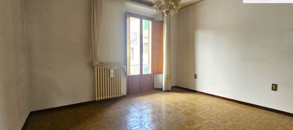 6 bedrooms House in Vaiano, Italy No. 381170 38