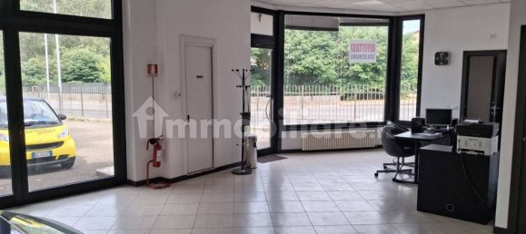 146m² Office in Pavia, Italy No. 337709 2