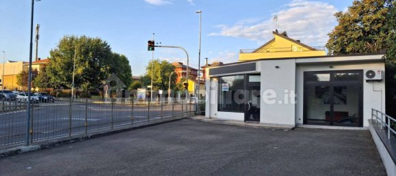 146m² Office in Pavia, Italy No. 337709 8