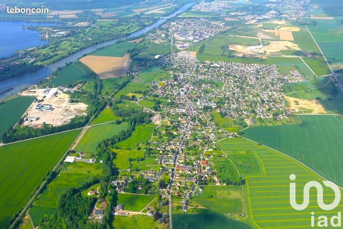 Grundstück in Eure, France 570m², Nr. 360506