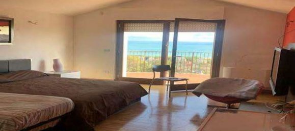 Casa de 9 divisões em Vasto, Italy N.º 184806 2