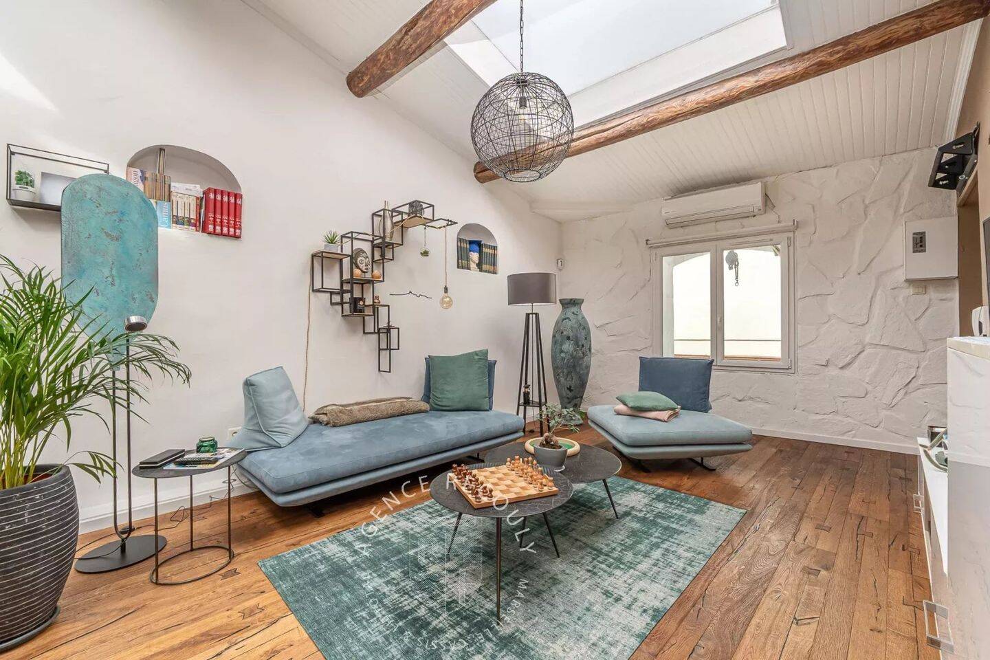 3-salle Duplex à Marseille, France No. 322868