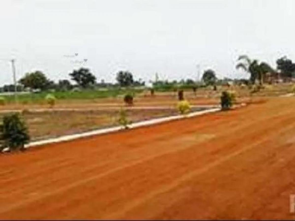 Terreno en Hyderabad, India No. 30497