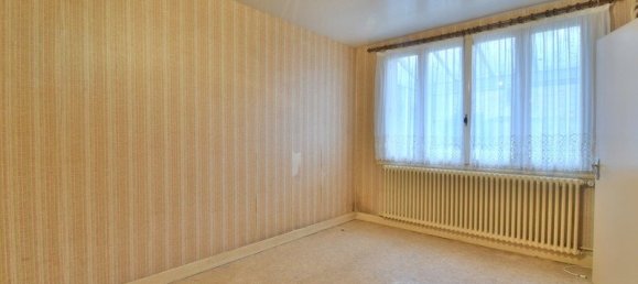 3 bedrooms House in Rosnay-l'Hopital, France No. 80105 5